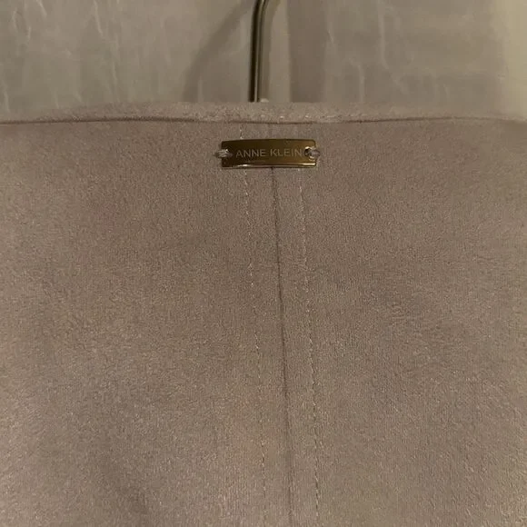 Anne Klein L Cream Micro Suede Open Front Light Professional Peplum Jacket - Picture 5 of 12